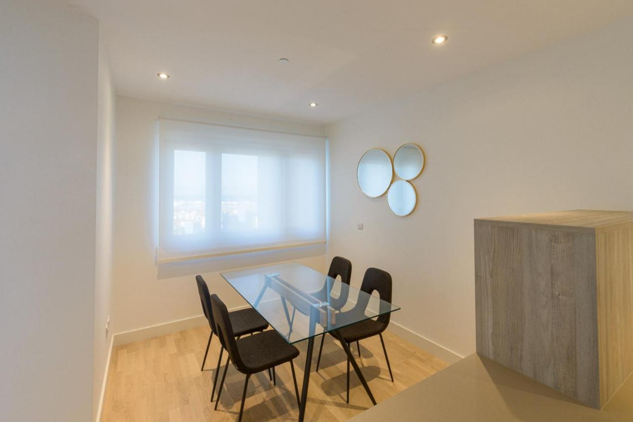 Luxury Modern Apartment With Exceptional Views! Hosted By Sweetstay Gibraltar Luaran gambar
