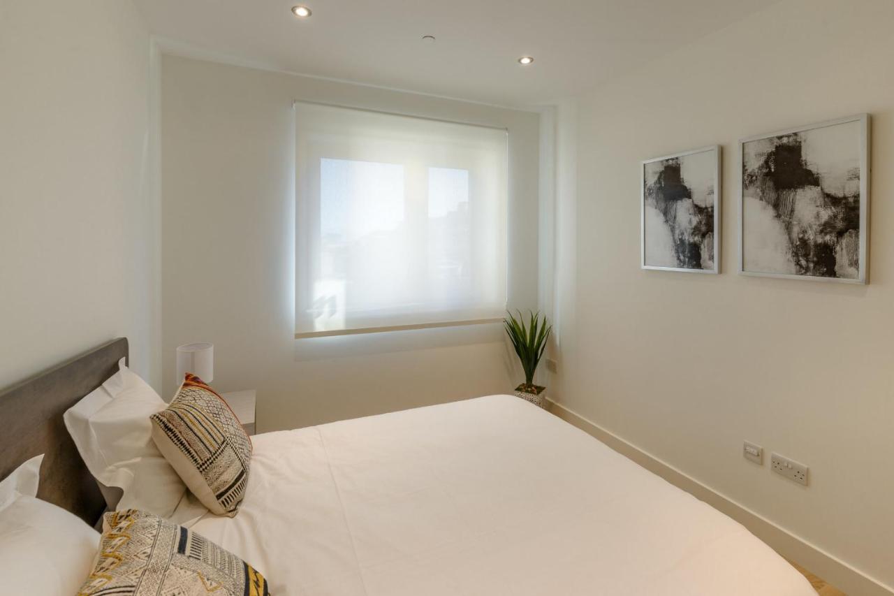 Luxury Modern Apartment With Exceptional Views! Hosted By Sweetstay Gibraltar Luaran gambar