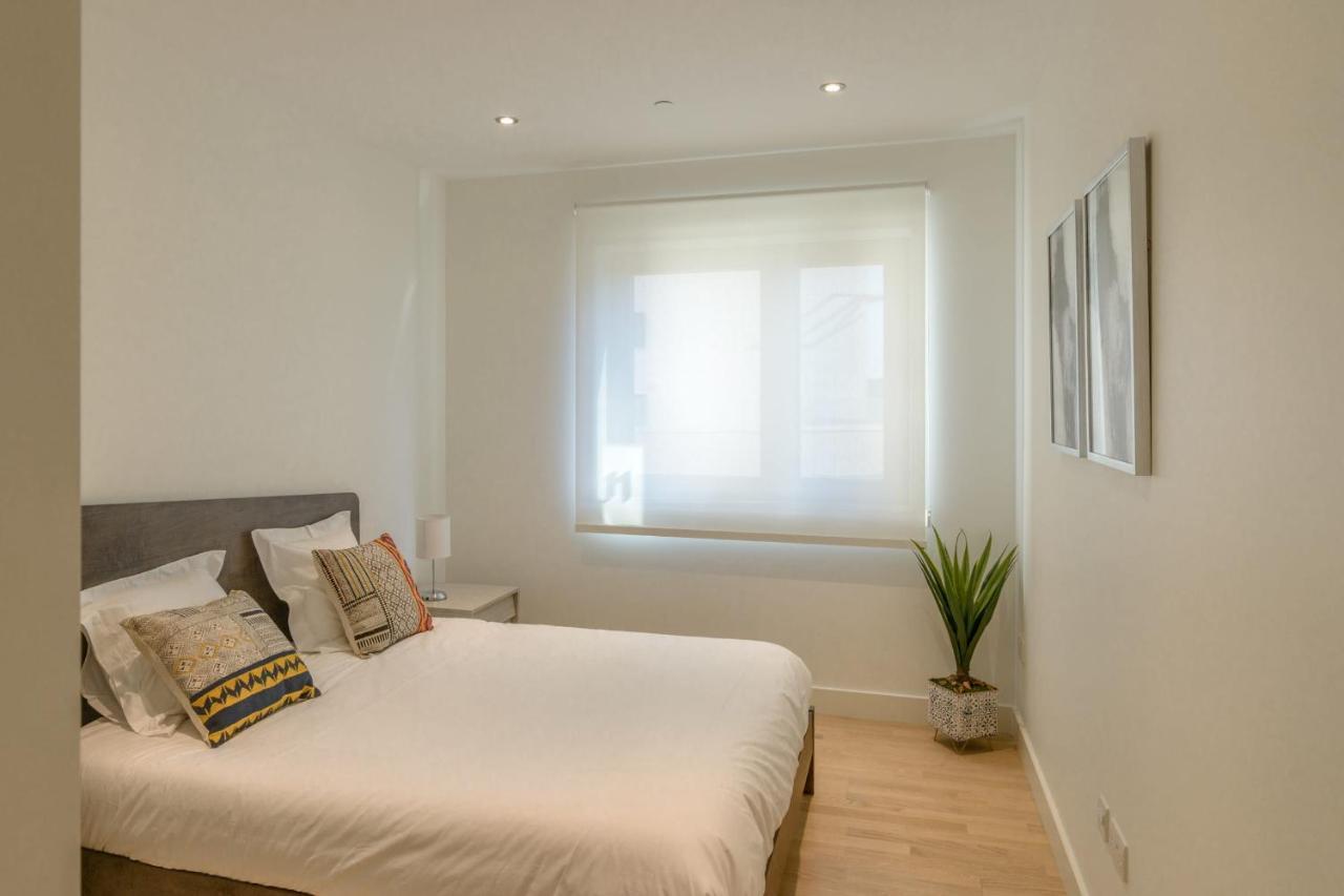 Luxury Modern Apartment With Exceptional Views! Hosted By Sweetstay Gibraltar Luaran gambar